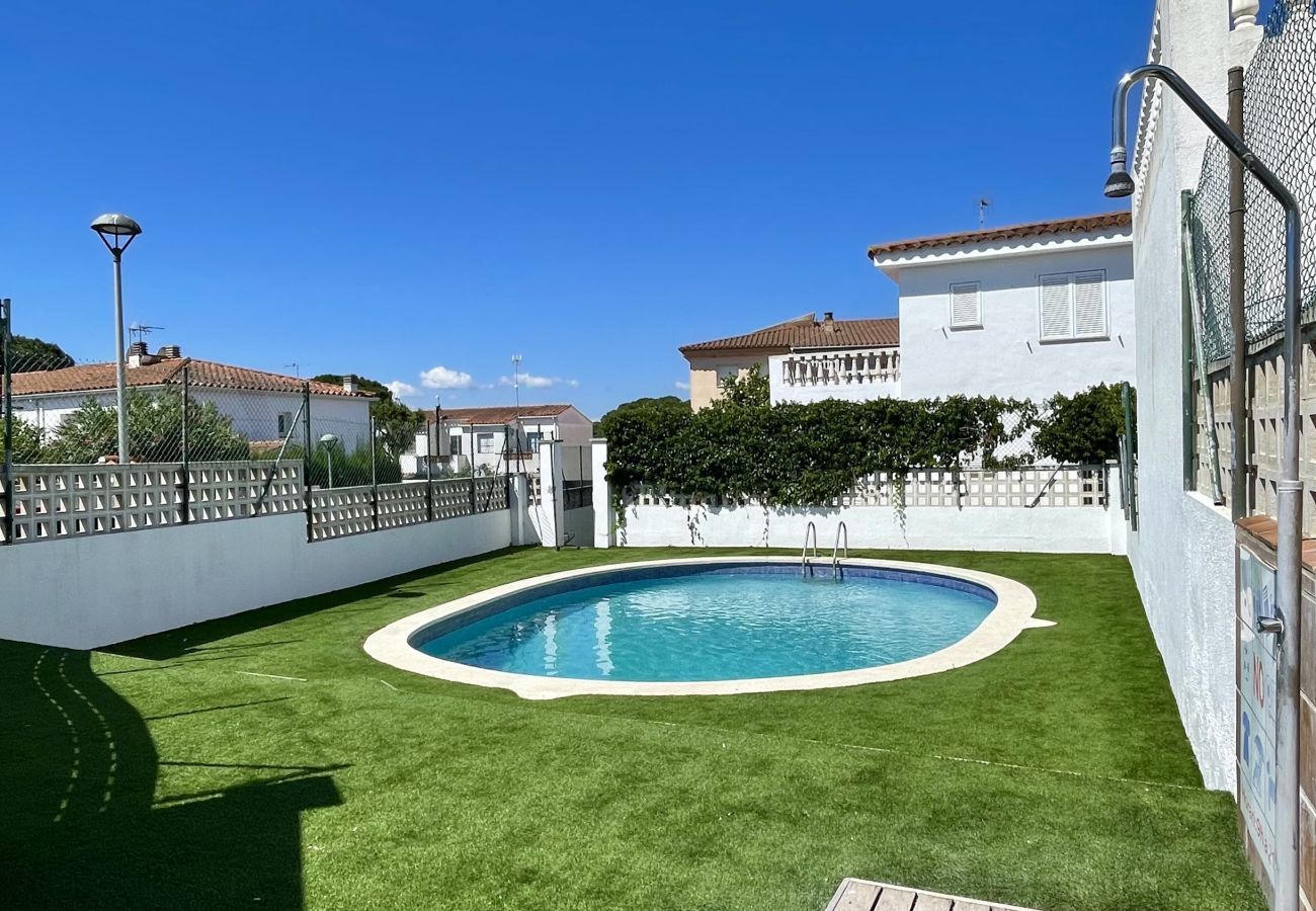 Casa en L'Escala - CASA LA VINYA 16 3D