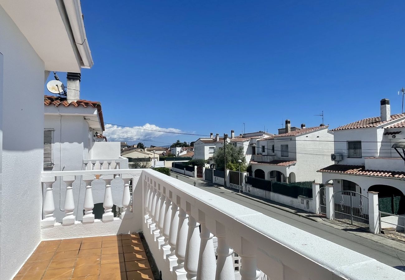 Casa en L'Escala - CASA LA VINYA 14 3D 