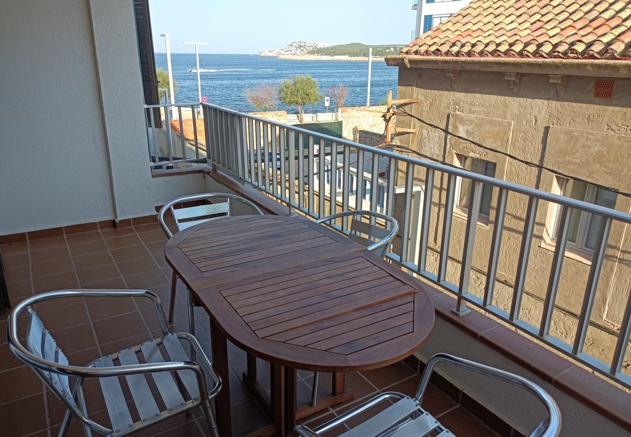 Apartamento en L'Escala - APARTAMENTO ELS PESCADORS 2-3 2D