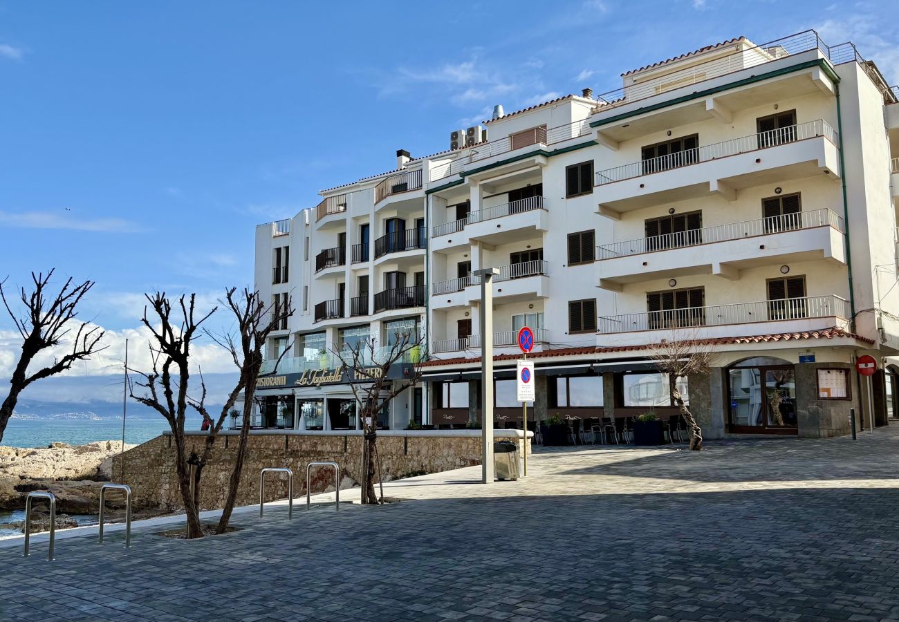 Apartamento en L'Escala - APARTAMENTO ELS PESCADORS 2-3 2D