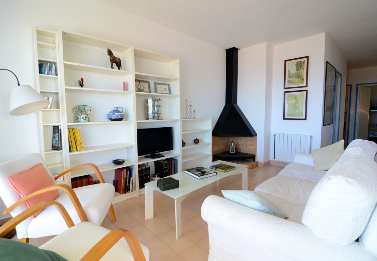 Apartamento en L'Escala - PUIG PADRO  6 1-4