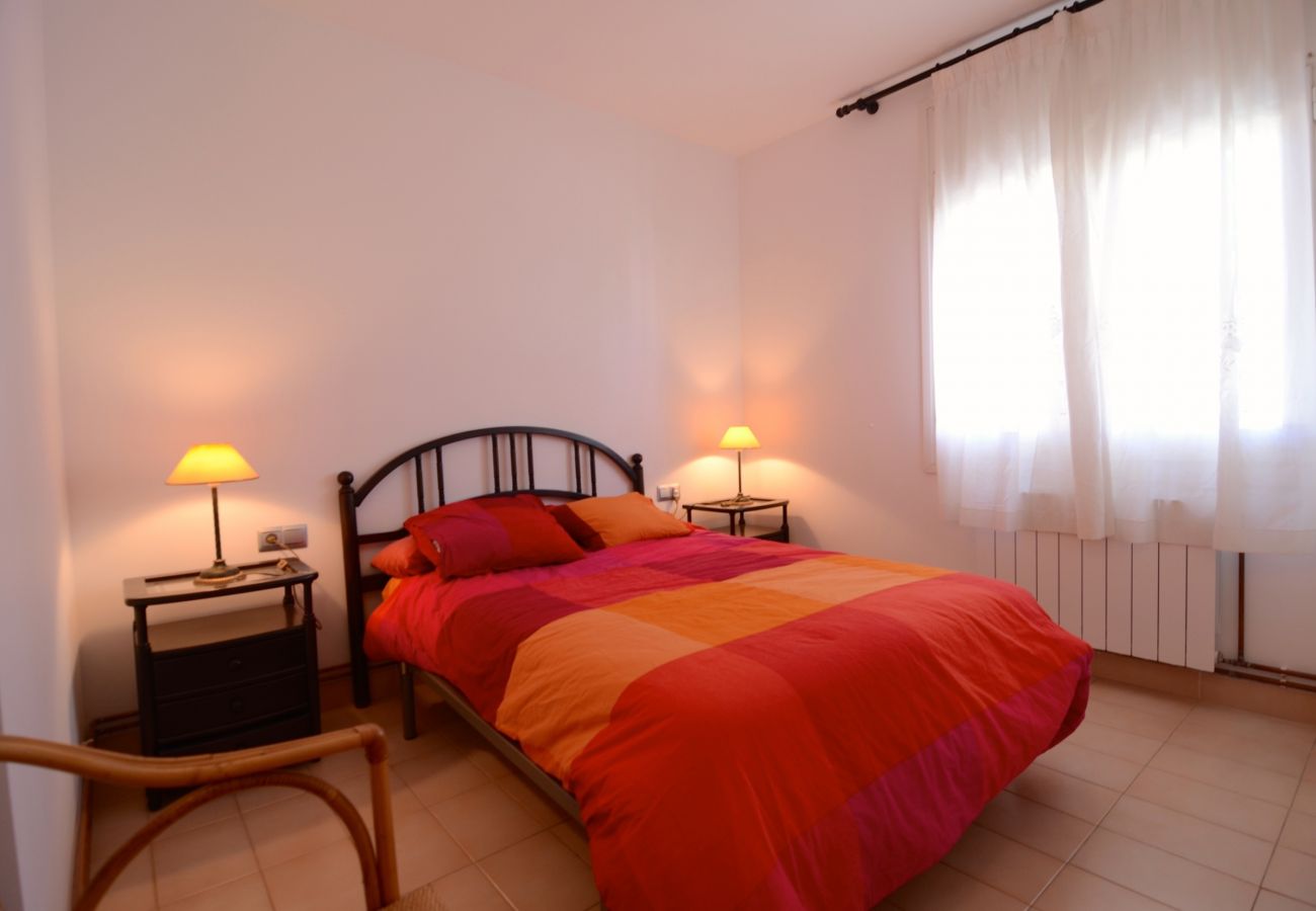 Apartamento en L'Escala - PUIG PADRO  6 1-4