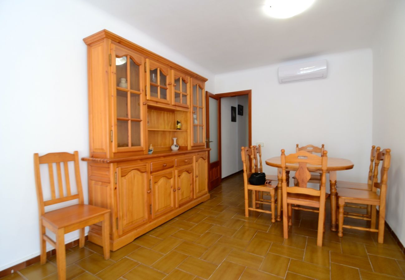 Apartamento en L'Escala - PUIG SUREDA 13-2B