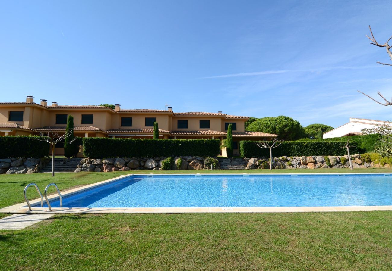 Casa en Pals - BIRDIE CLUB 31