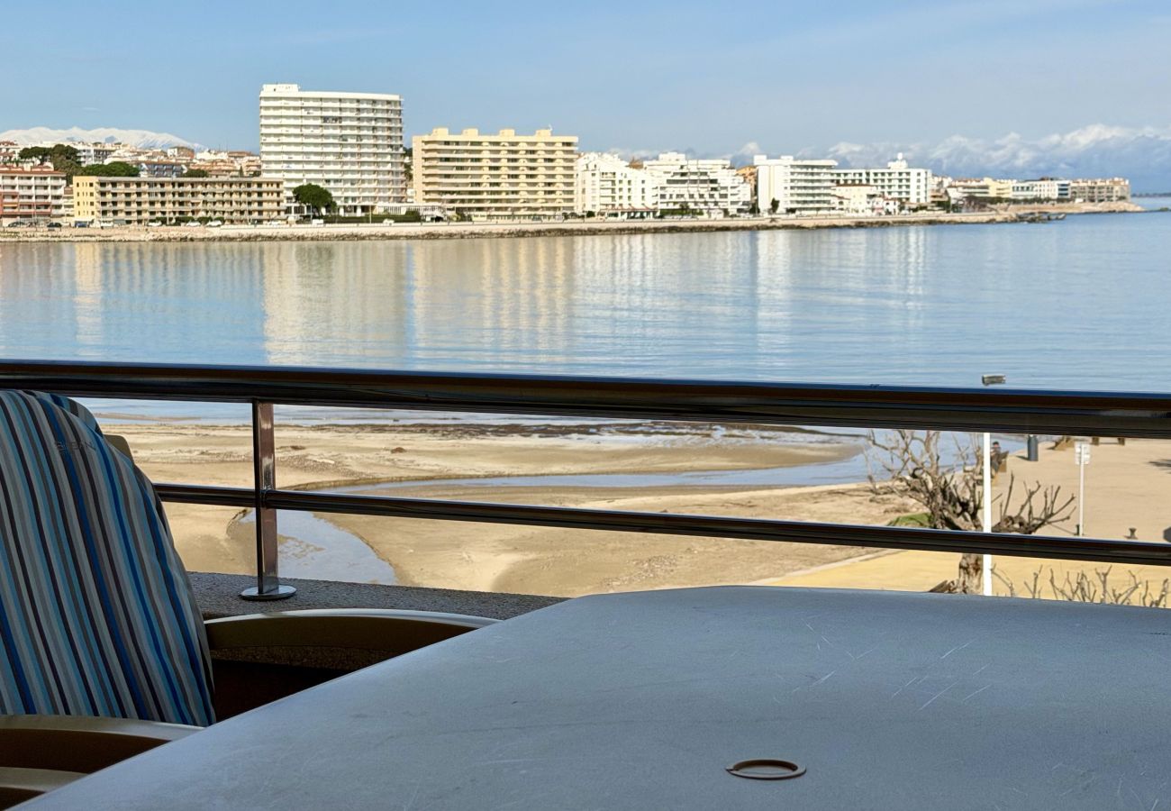 Apartamento en L'Escala - LA LLONGADA