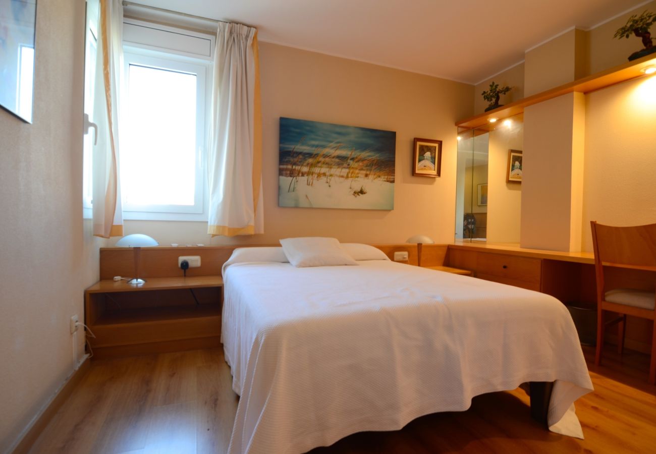 Apartamento en L'Escala - TERRASSA DEL MAR ESC. 1    1-A