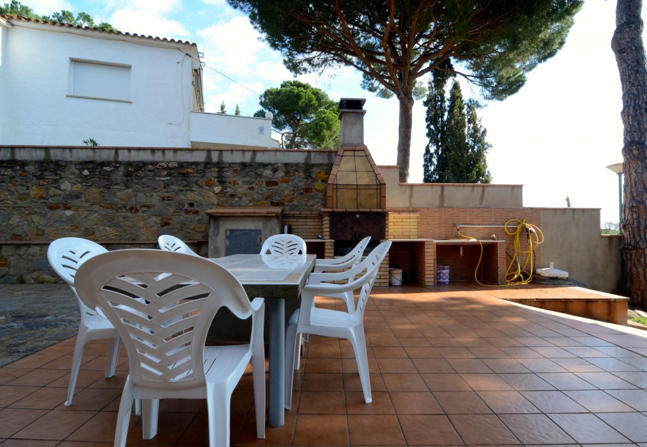 Apartament en L´Escala - MUSEU BAIXOS 4D