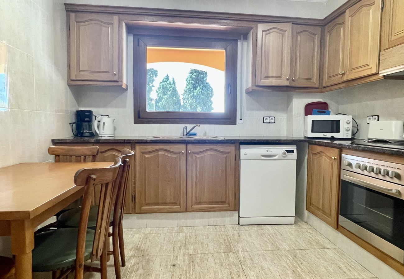 Apartament en L´Escala - MUSEU BAIXOS 4D