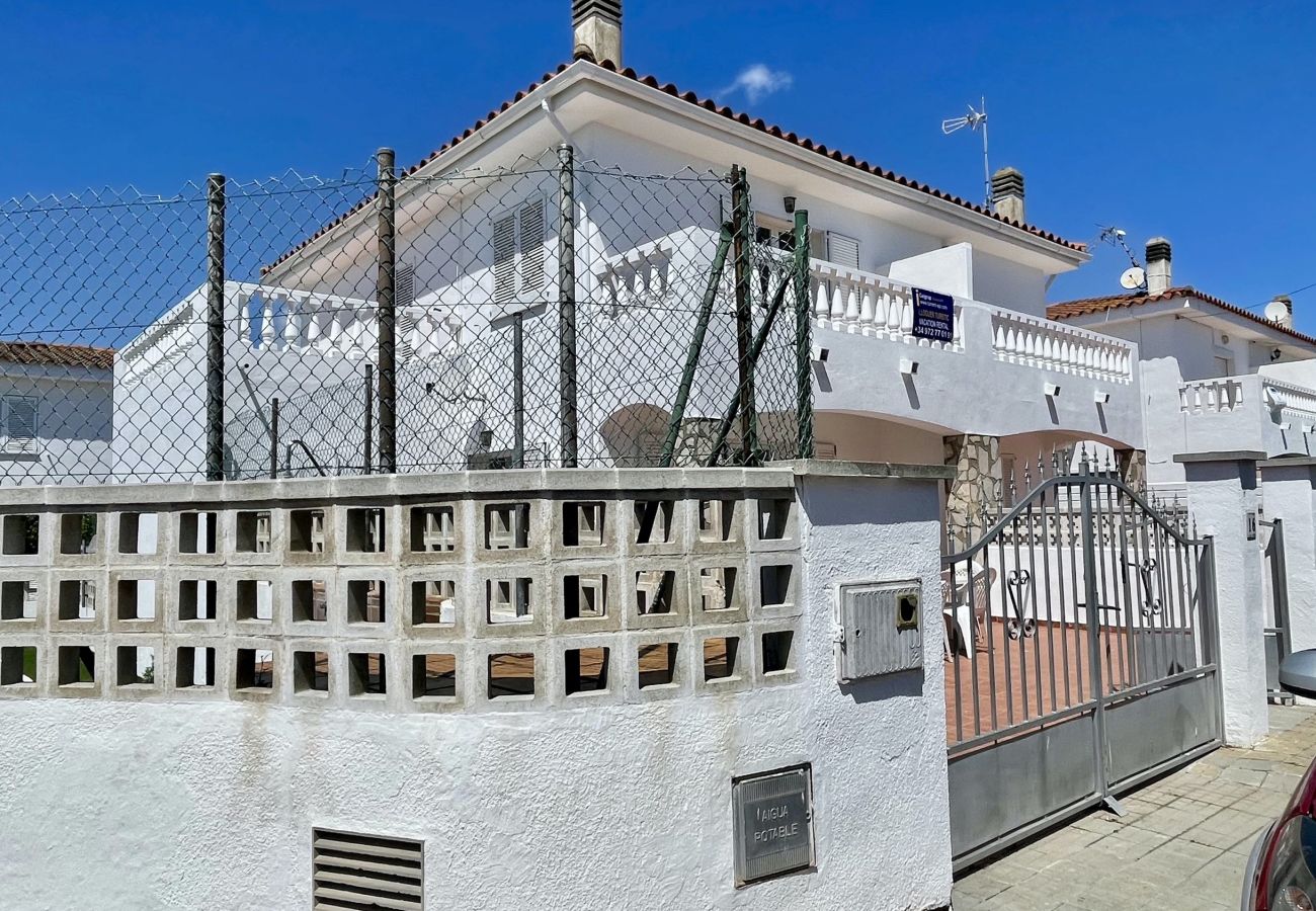 Casa en L´Escala - CASA LA VINYA 16 3D