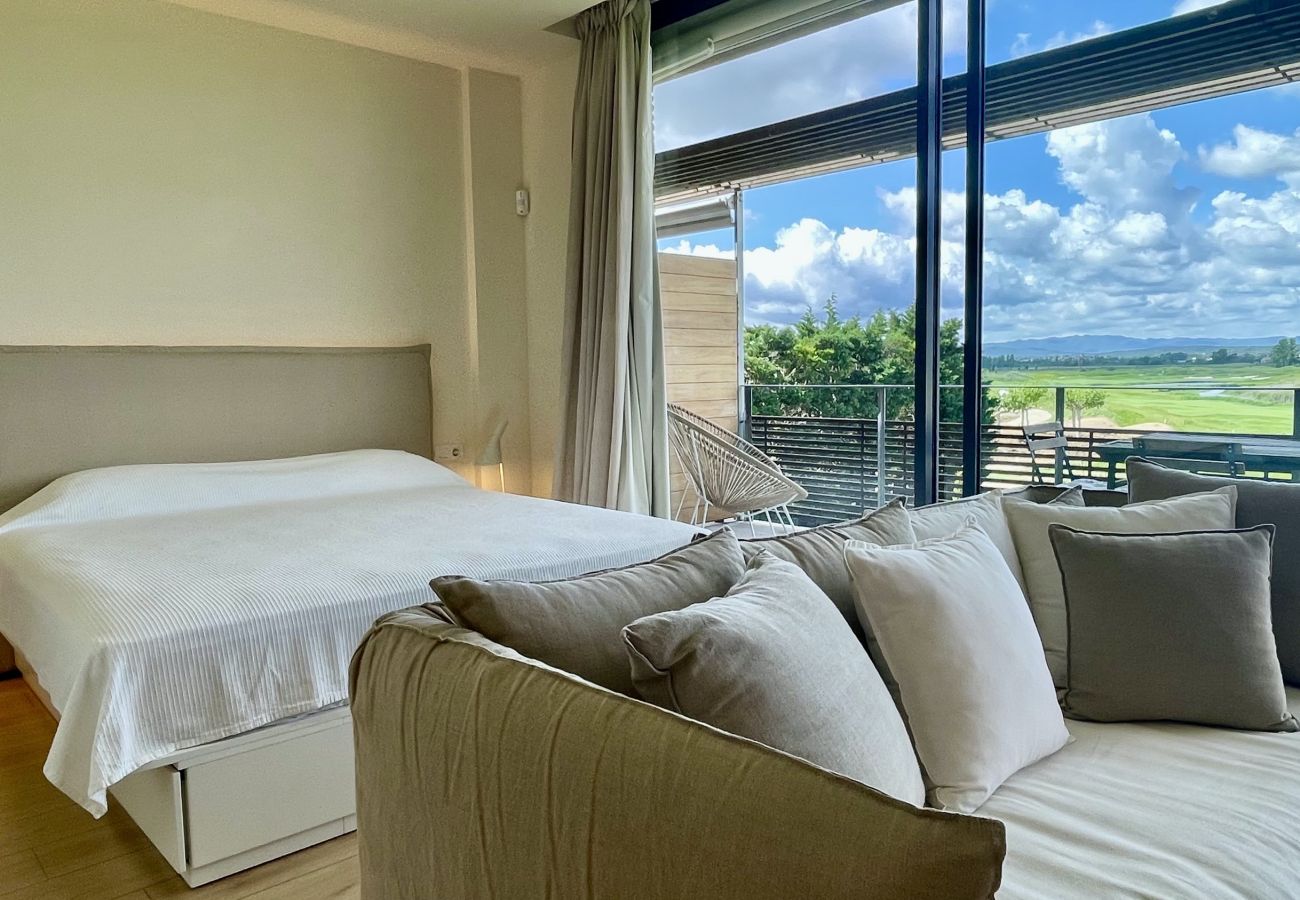 Estudi en Gualta - EMPORDA GOLF ESTUDI 4-1-3