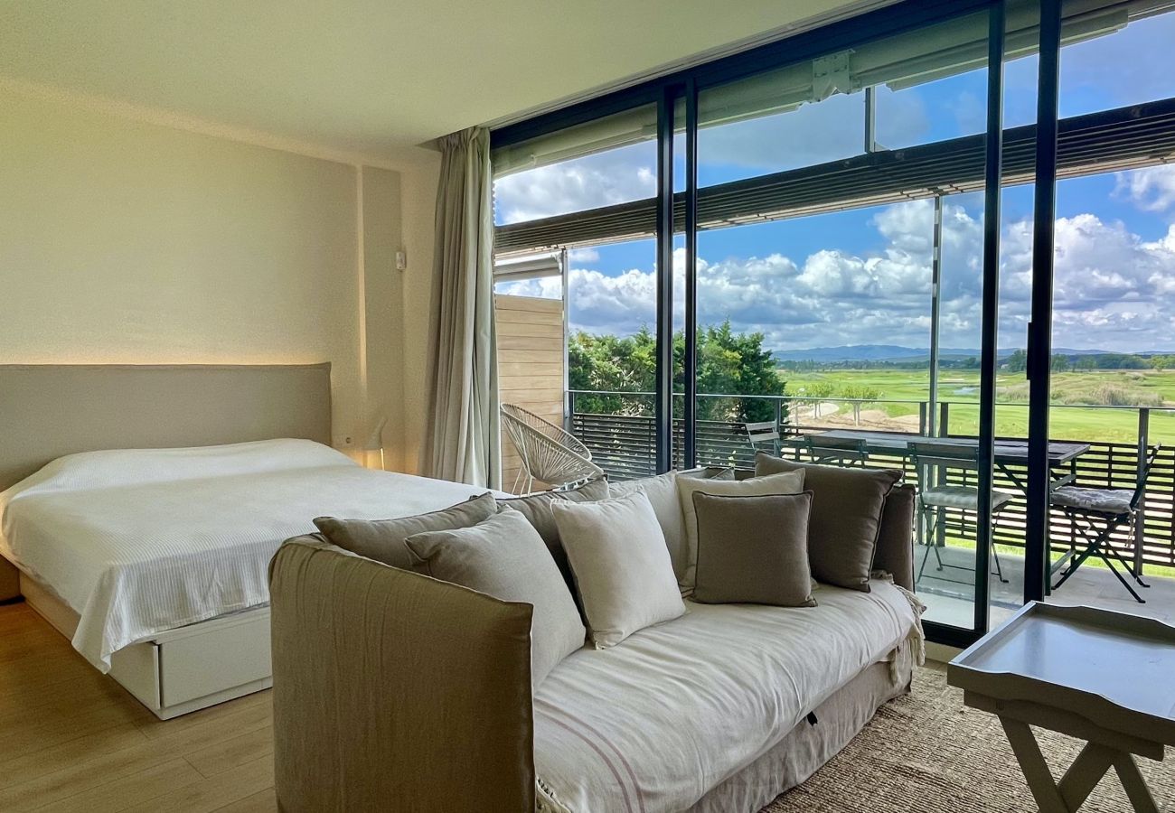 Estudi en Gualta - EMPORDA GOLF ESTUDI 4-1-3