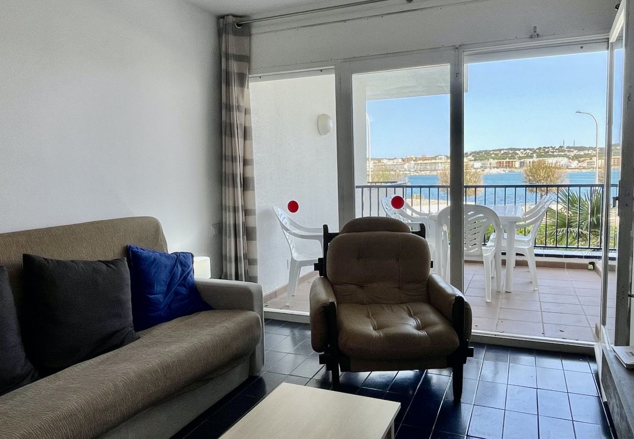 Apartament en L´Escala - APARTAMENT PASSEIG DEL MAR  01
