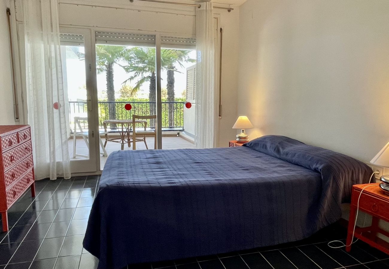 Apartament en L´Escala - APARTAMENT PASSEIG DEL MAR  01