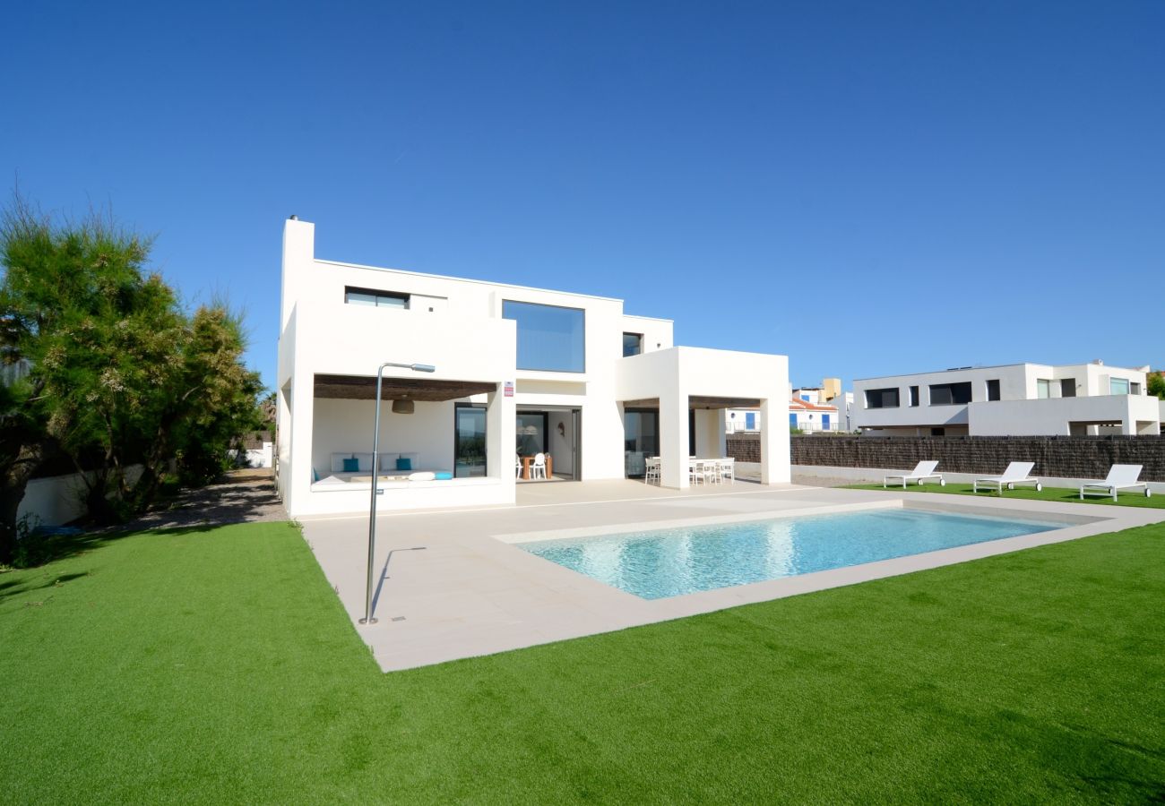 Vil.la en Torroella de Montgri - VILLA PINELL