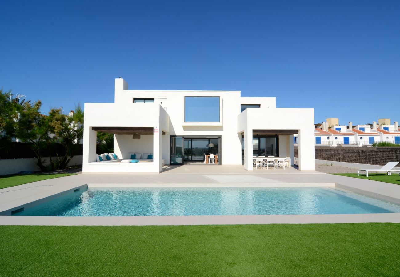 Vil.la en Torroella de Montgri - VILLA PINELL