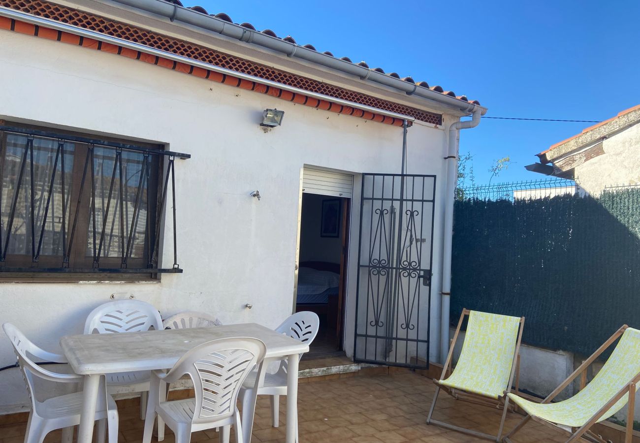 Casa en L´Escala - LLANÇA 2