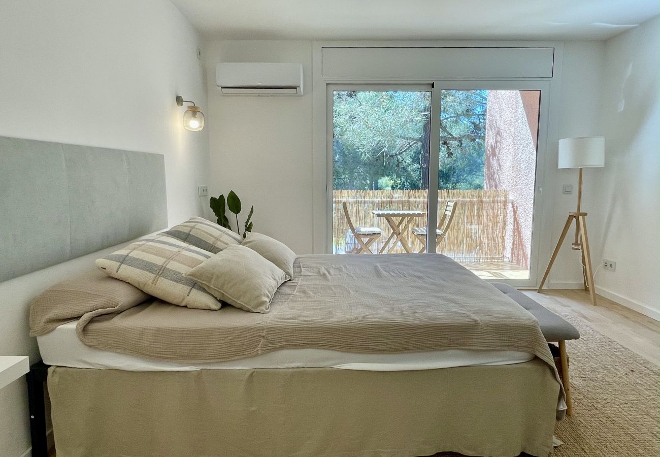 Estudi en Pals - ESTUDI SWING