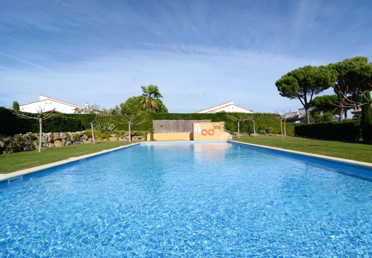 Casa en Pals - BIRDIE CLUB 31