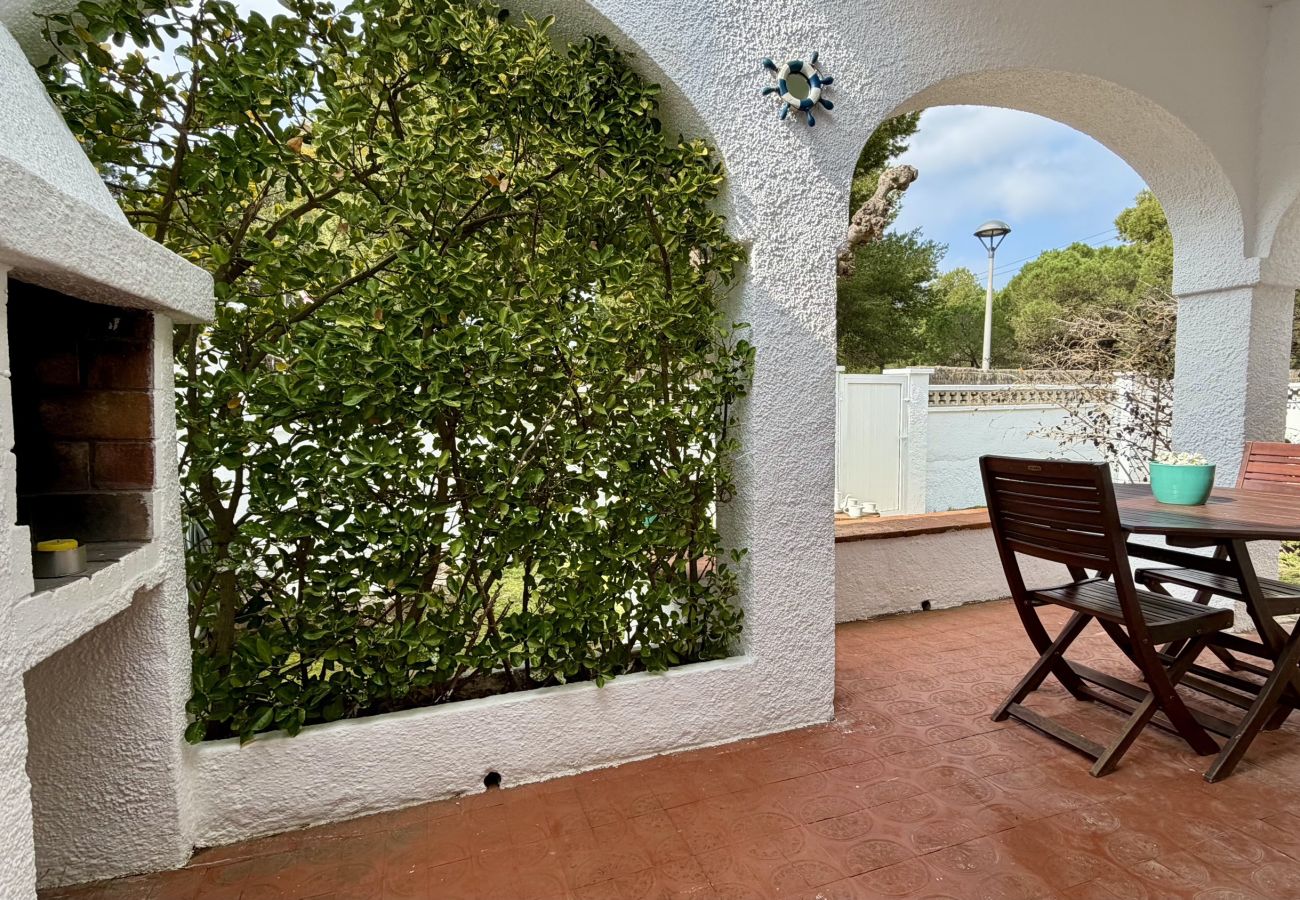 Casa adossada en L´Escala - CASA EDNA