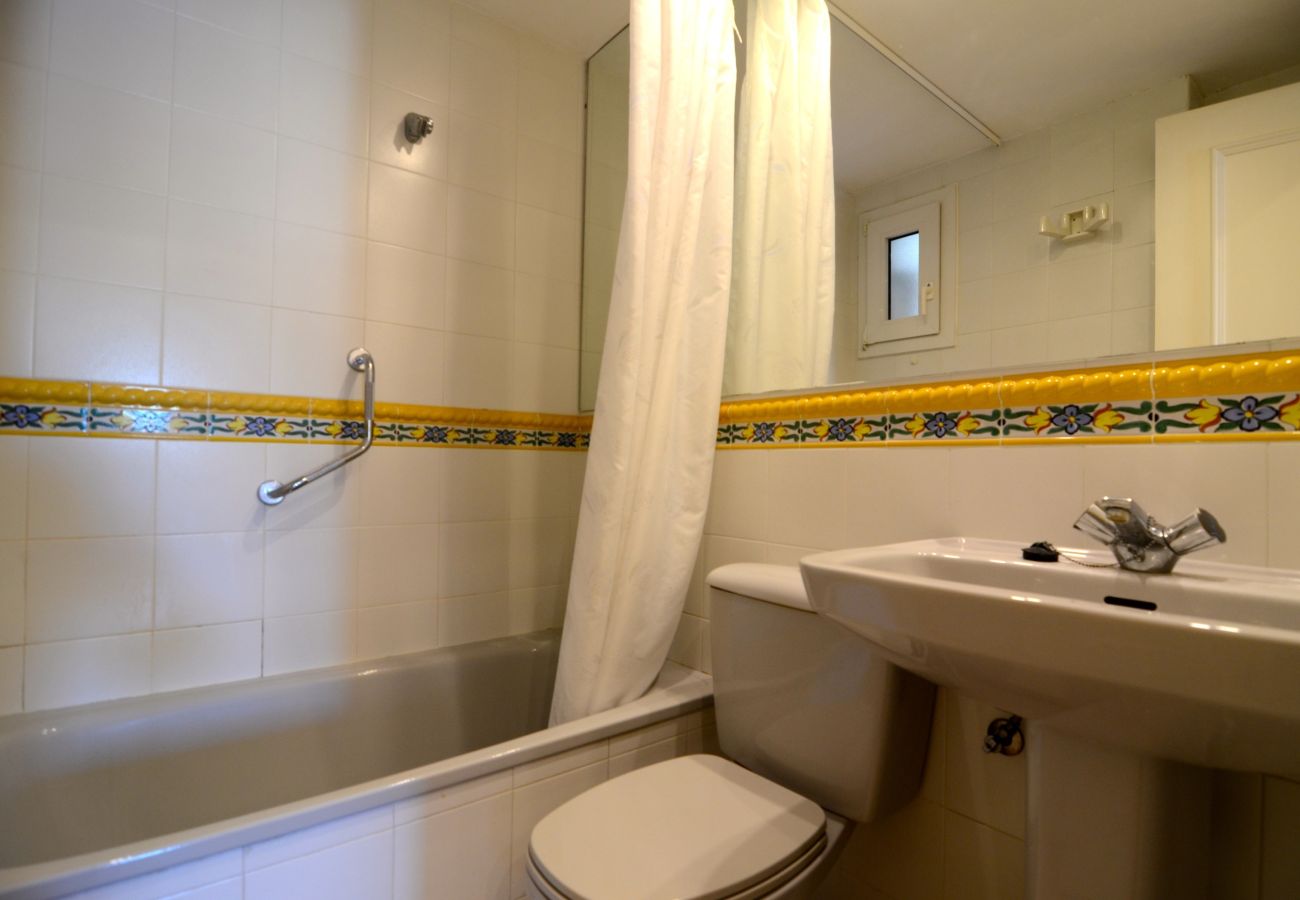 Apartament en L´Escala - TERRASSA DEL MAR ESC. 1    1-A