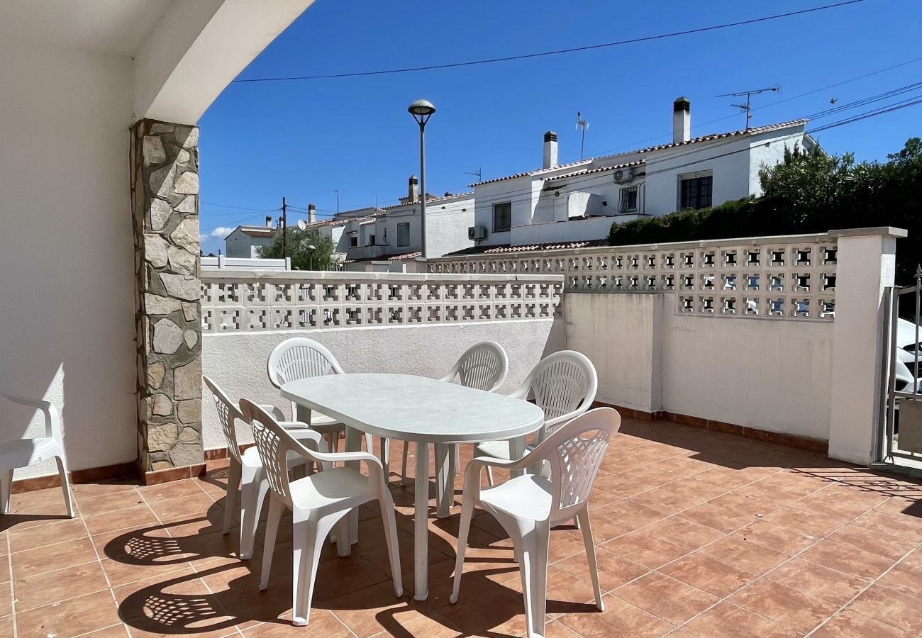 Ferienhaus in L'Escala - FERIENHAUS LA VINYA 16 3D