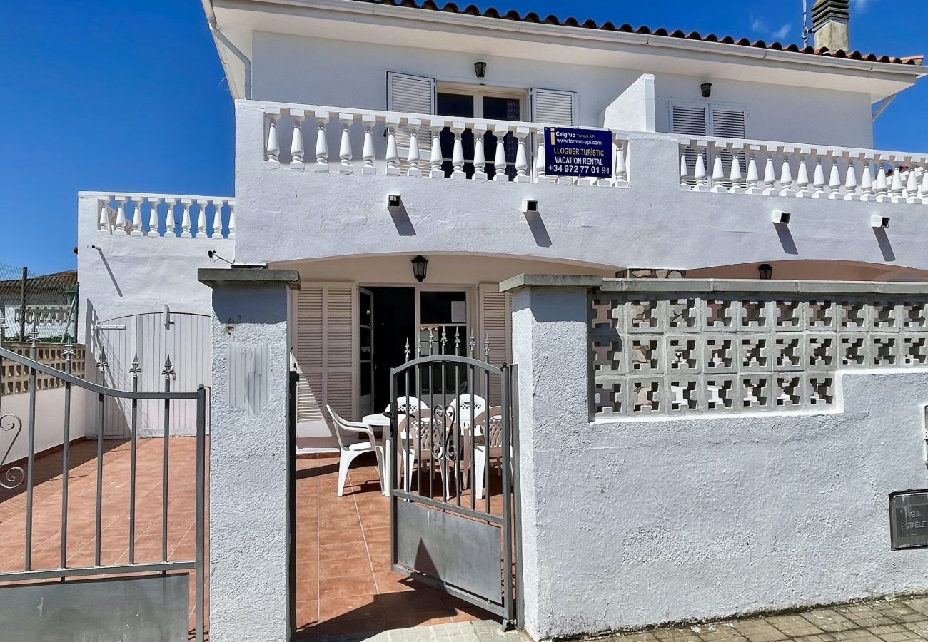 Ferienhaus in L'Escala - FERIENHAUS LA VINYA 16 3D