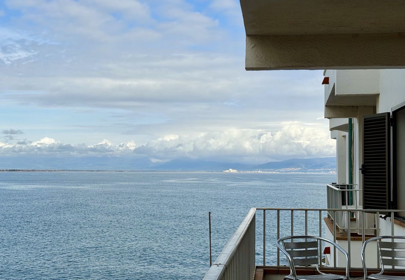 Ferienwohnung in L'Escala - FERIENWOHNUNG ELS PESCADORS  2-2 3D