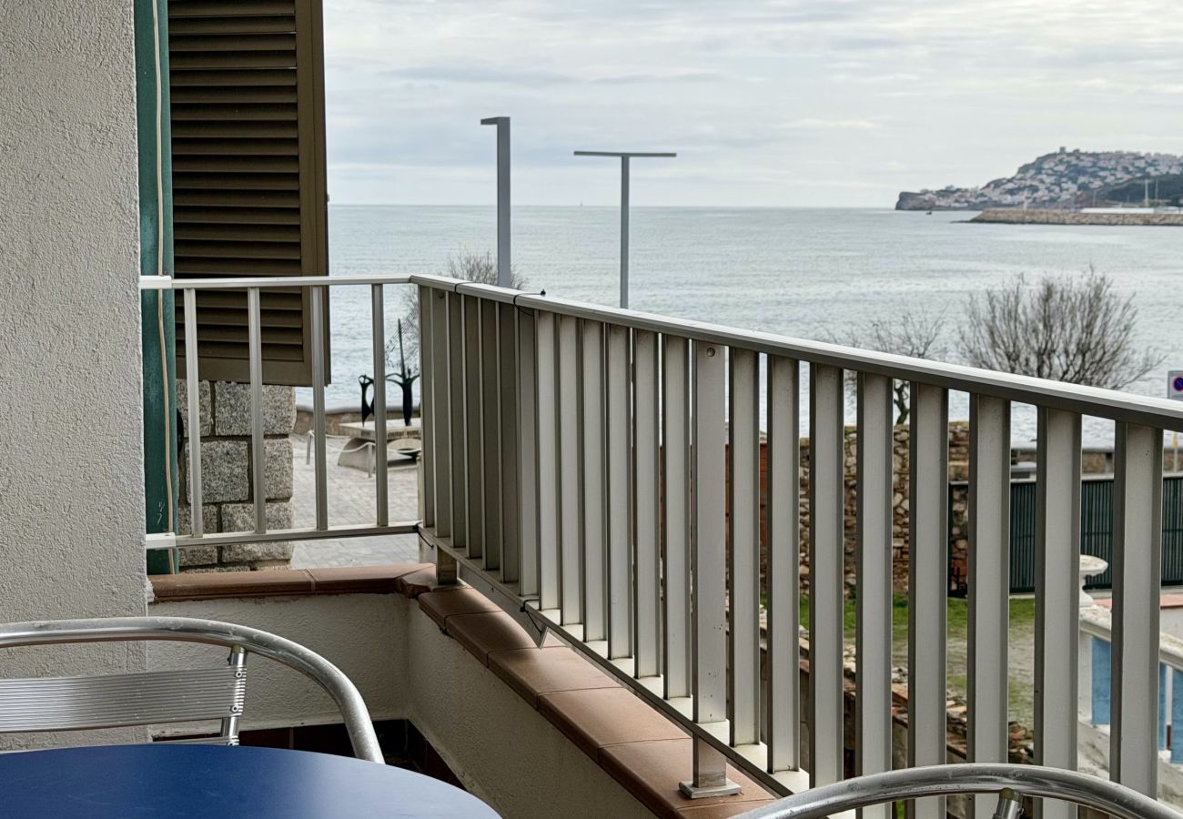 Ferienwohnung in L'Escala - APARTAMENTO ELS PESCADORS 2-3 2D