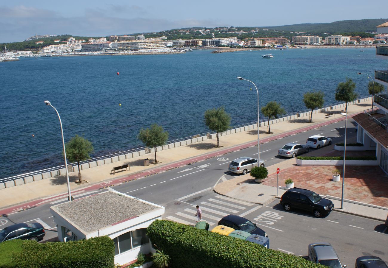 Ferienwohnung in L'Escala - APPARTAMENT PASSEIG DEL MAR 01
