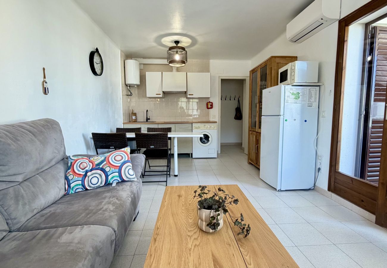 Ferienwohnung in L'Escala - CALA MONTGO 15 2D