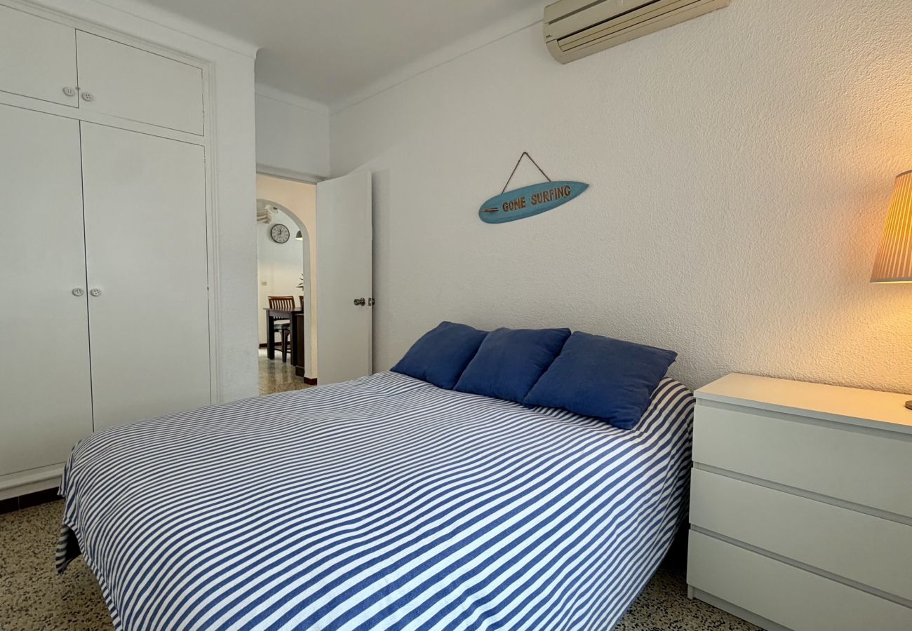 Doppelhaushälfte in L'Escala - CASA EDNA