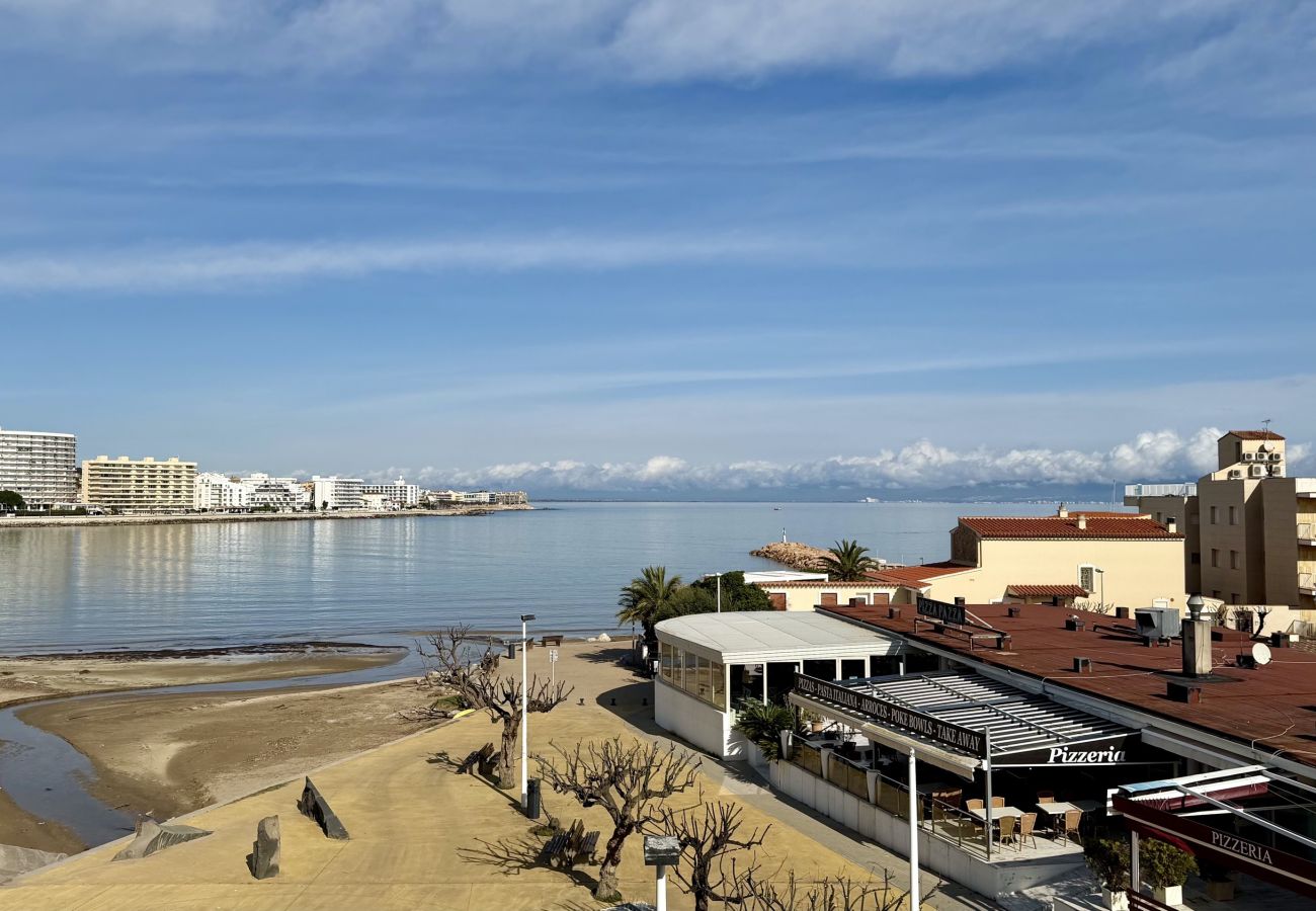 Ferienwohnung in L'Escala - LA LLONGADA