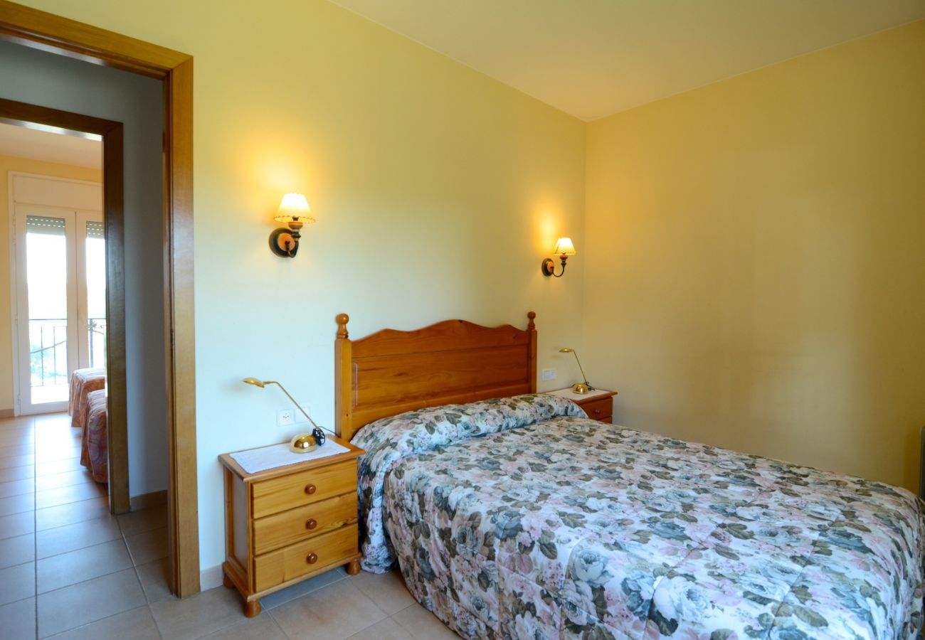 Villa in Garrigoles - LA ROMAGUERA