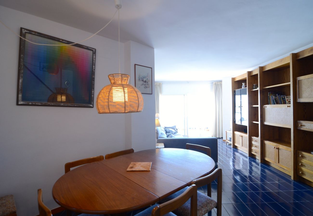 Appartement in L'Escala - APPARTEMENT PASSEIG DEL MAR 22 