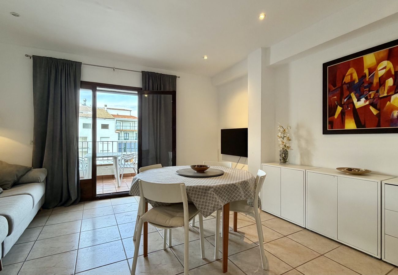 Appartement in L'Escala - APPARTEMENT ELS PESCADORS 2-1  3D