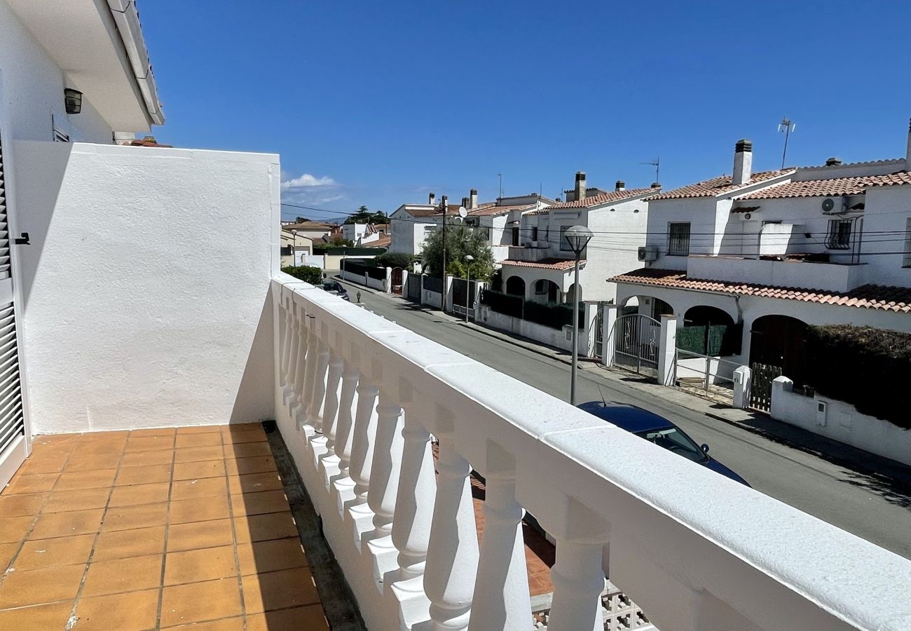 Huis in L'Escala - VAKANTIESHUIS LA VINYA 16 3D