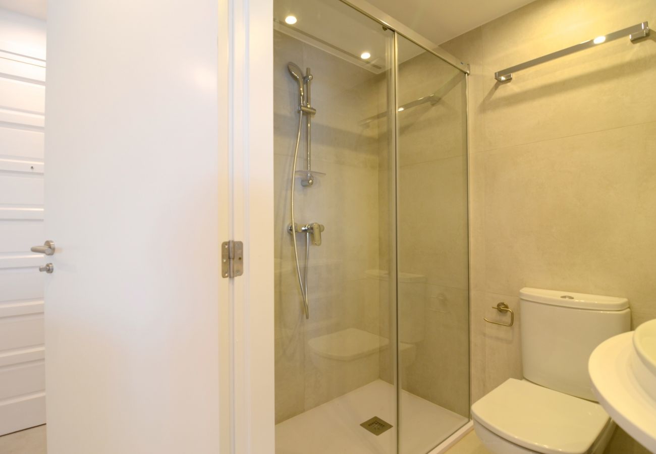 Appartement in L'Escala - APPARTEMENT  PASSEIG DEL MAR 9 