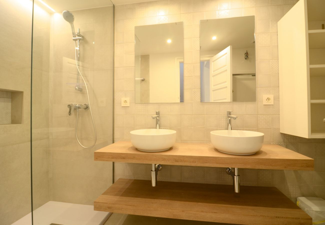 Appartement in L'Escala - APPARTEMENT  PASSEIG DEL MAR 9 