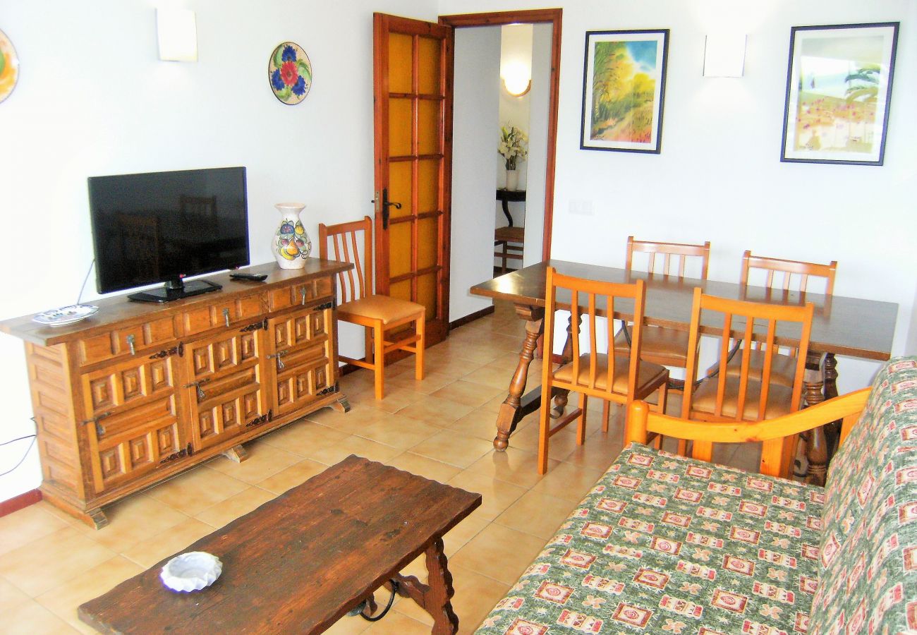 Appartement in Estartit - ARTS 2  APARTAMENT         