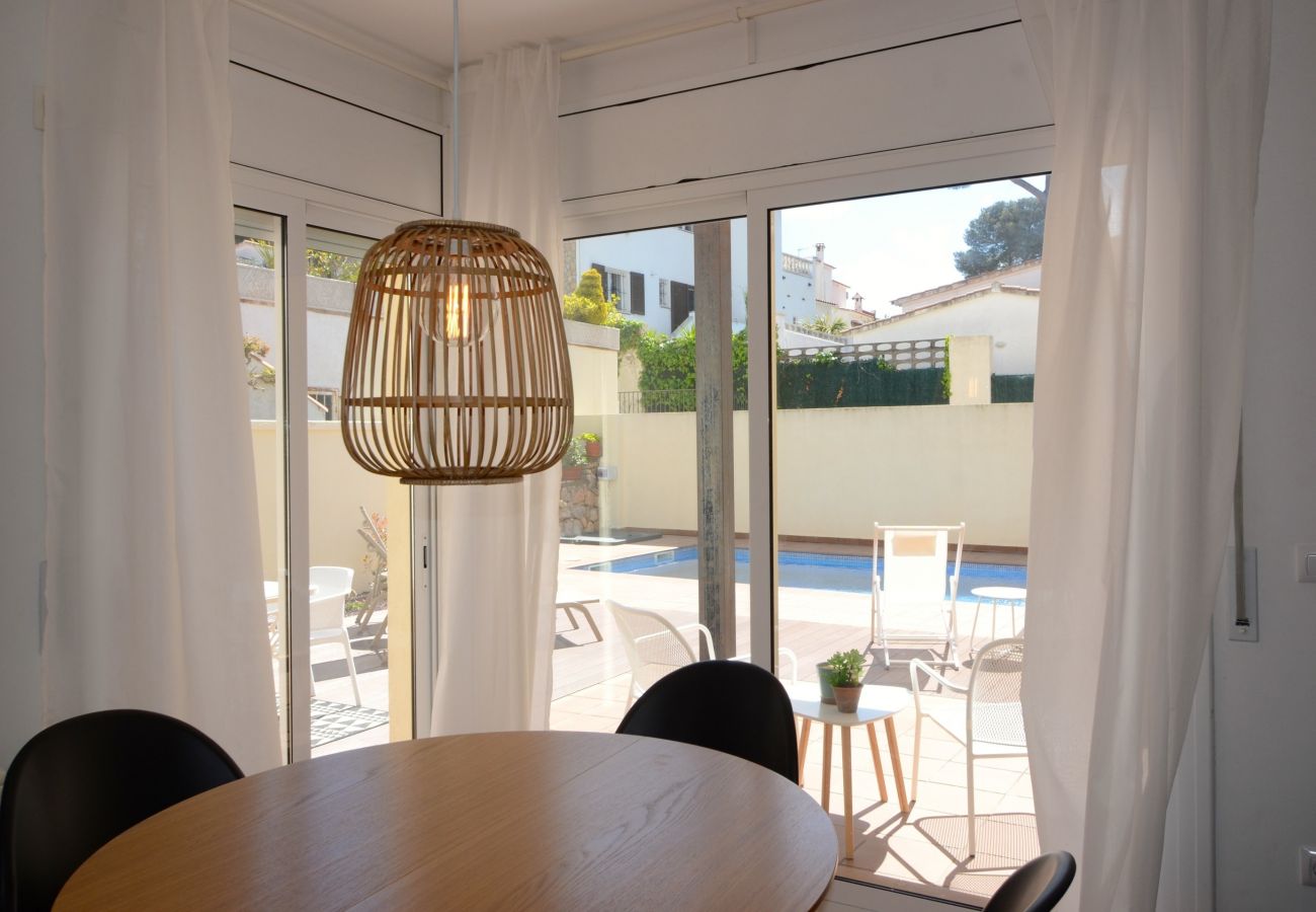 Villa in L'Escala - VILLA PISCINA PRIVADA COSSIS