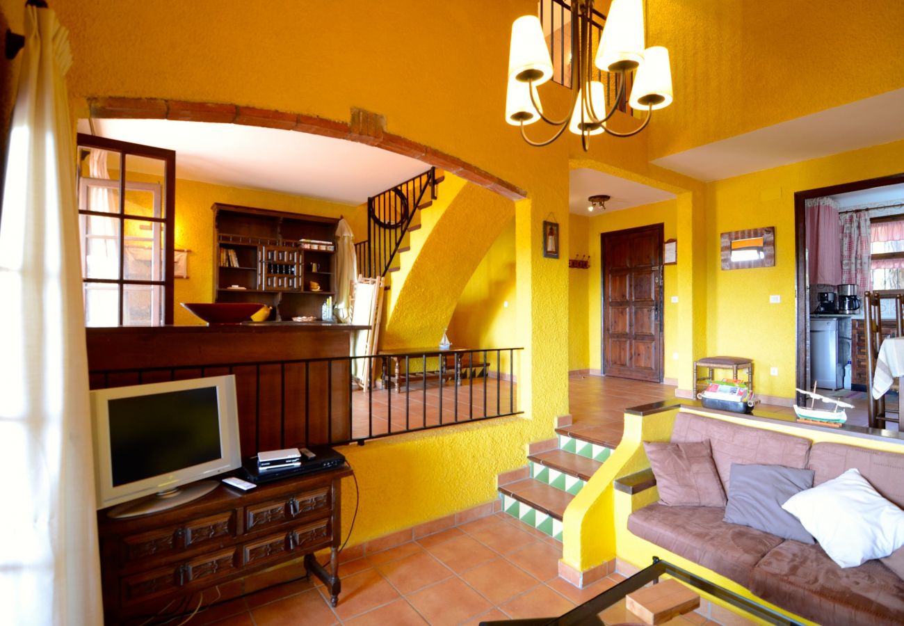 Huis in Estartit - PASSATGE BERNA, 2