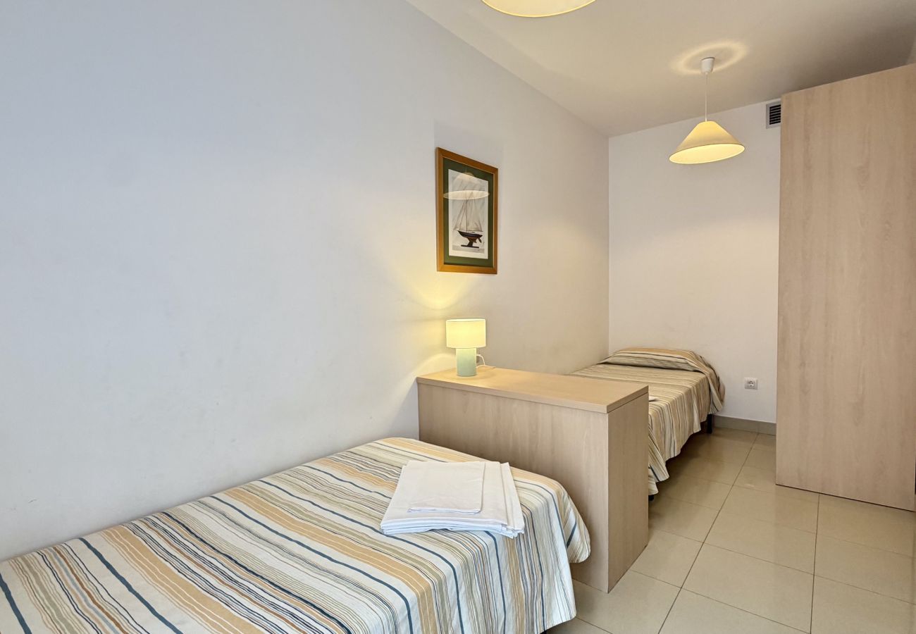 Appartement in L'Escala - MESTRAL 1-4