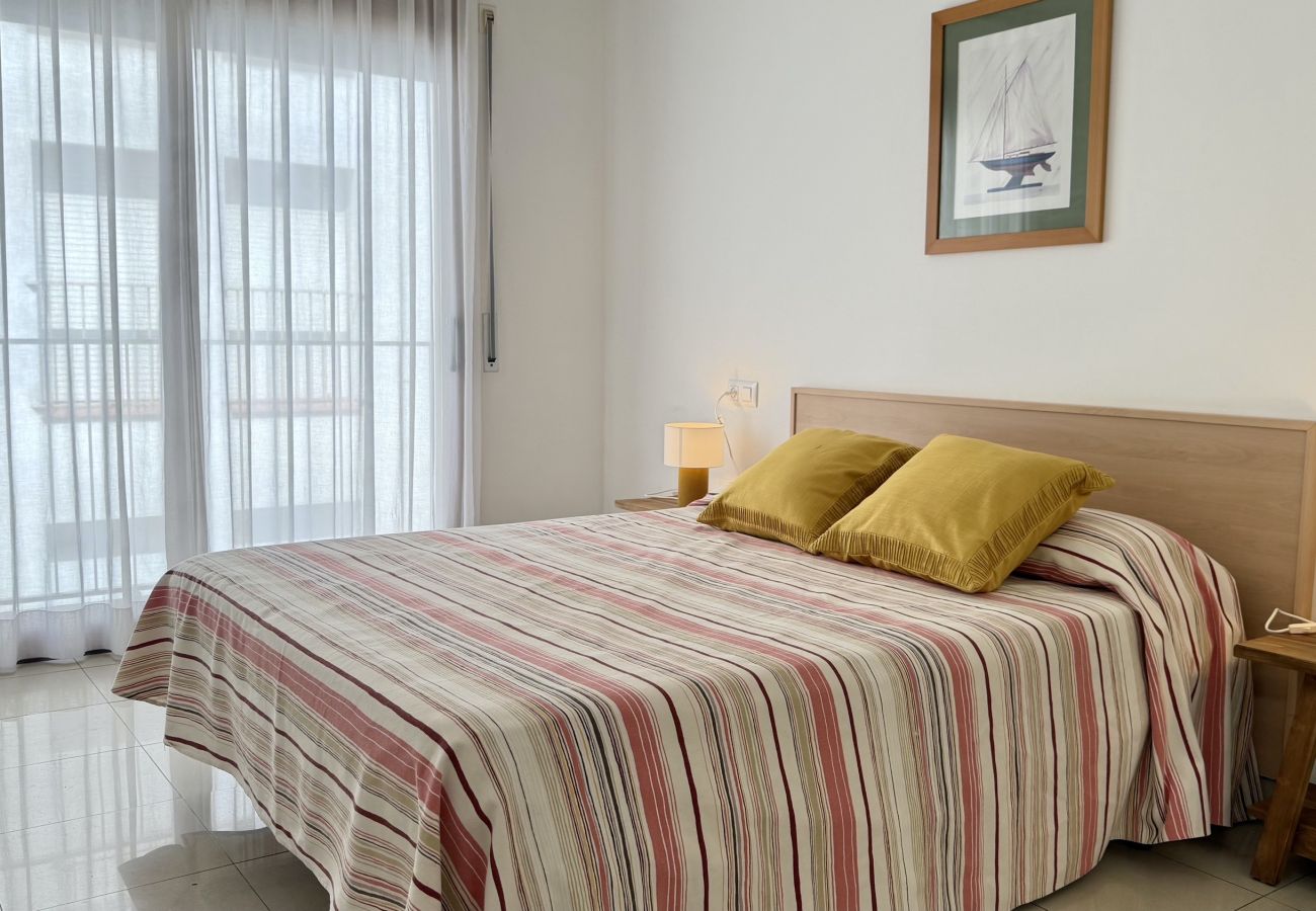Appartement in L'Escala - MESTRAL 2-5