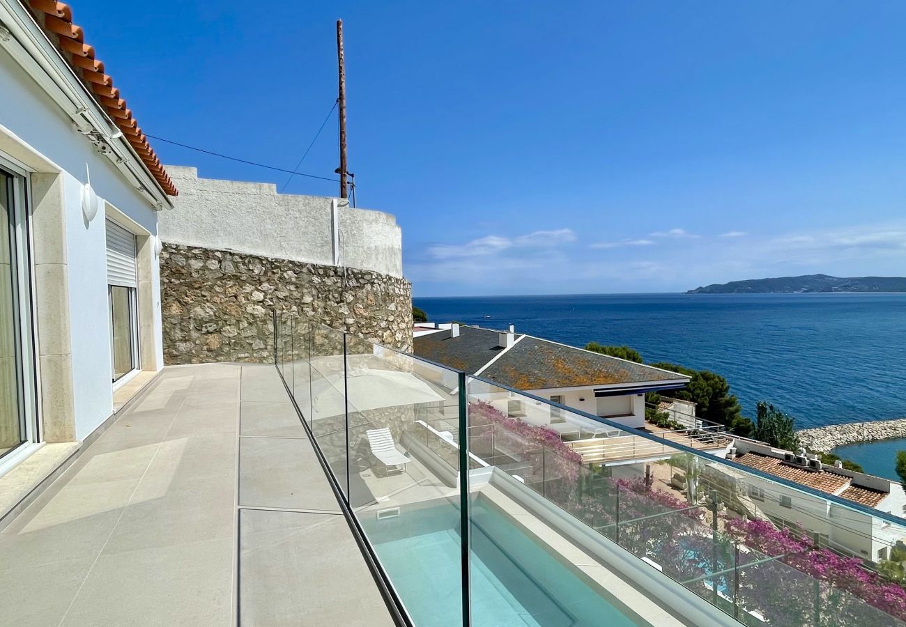 Villa in Estartit - VILLA CAP DE LA BARRA