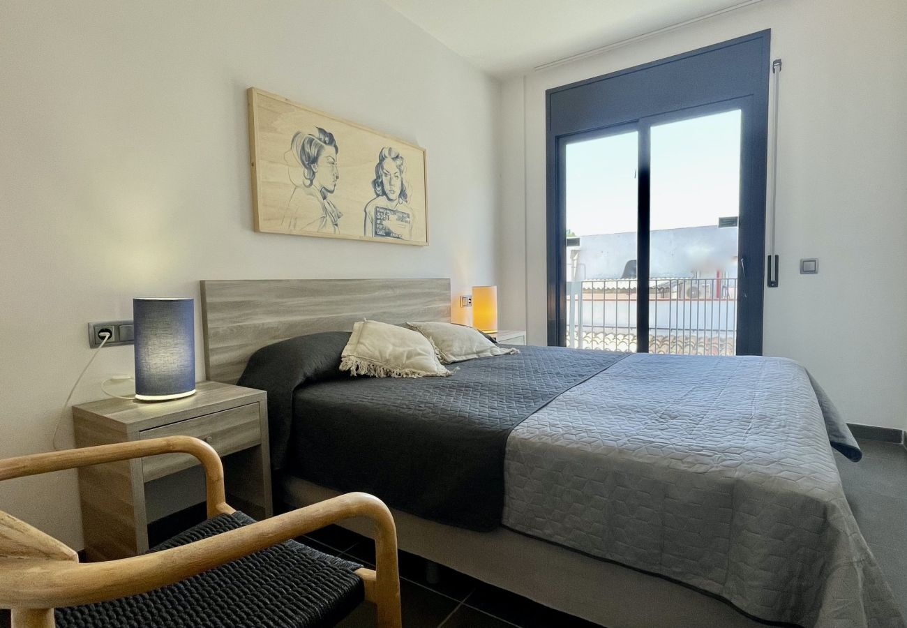 Appartement in Estartit - DARSENA B 2-4 - Appartement met zwembad