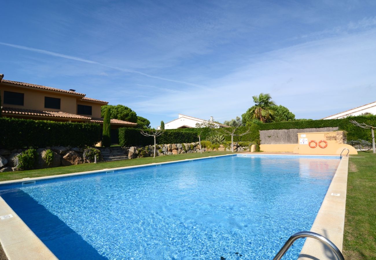 Huis in Pals - BIRDIE CLUB 31