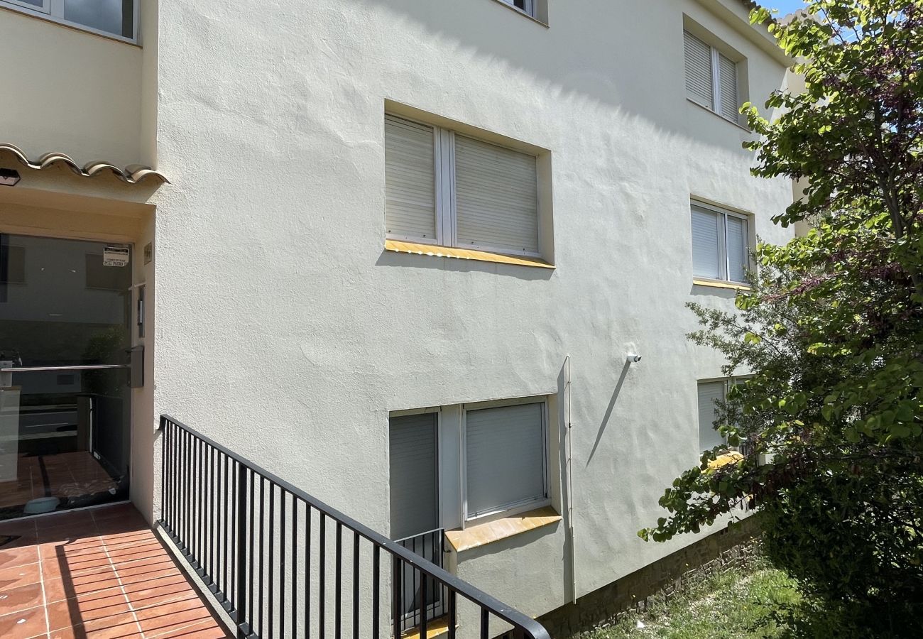 Apartment in L'Escala - PUIG PADRO 14 1-1 