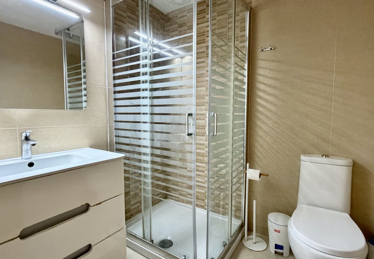 Apartment in L'Escala - APARTMENT ELS PESCADORS 2-1  3D