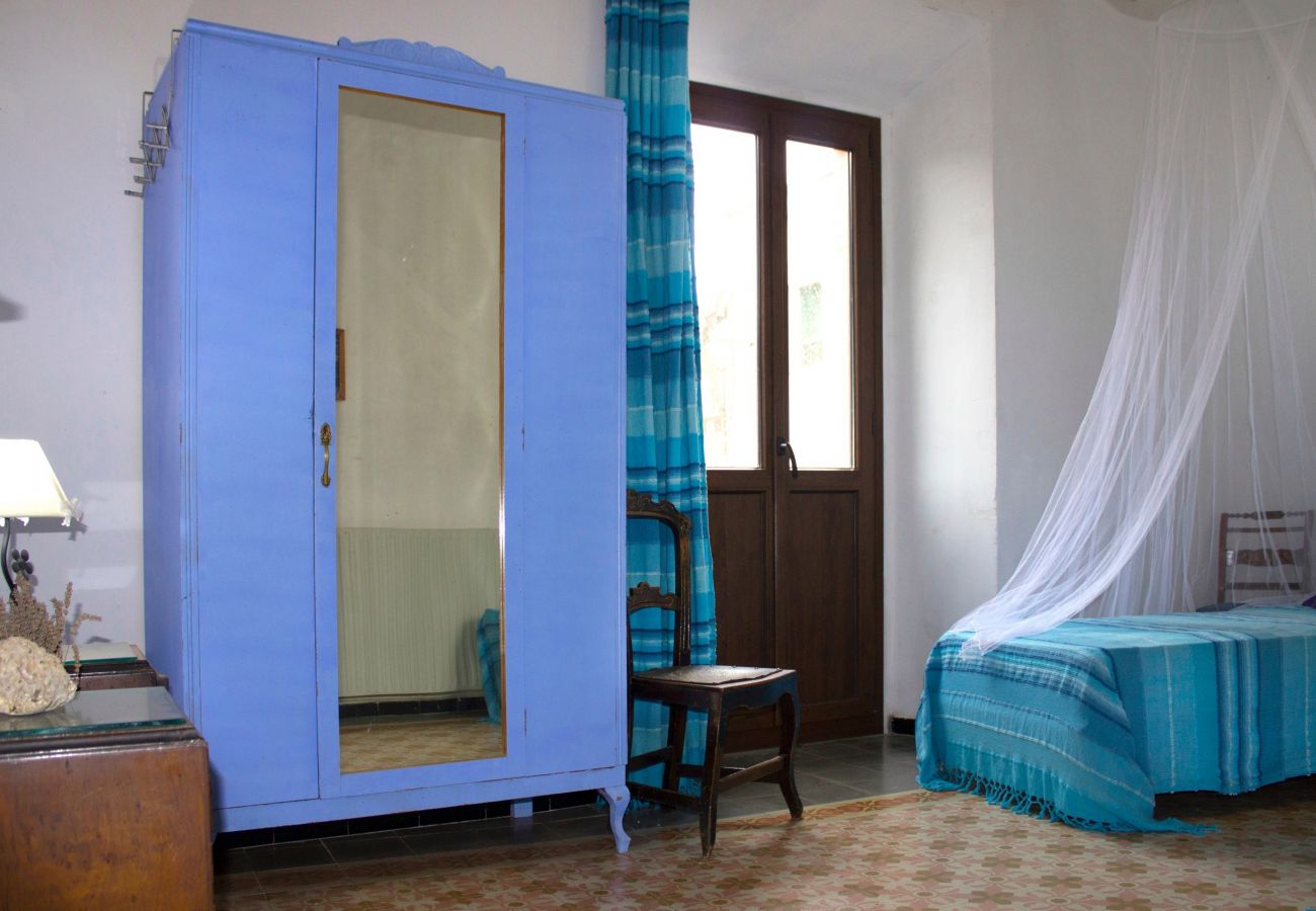 Cottage in Ullastret - CASA CARINA