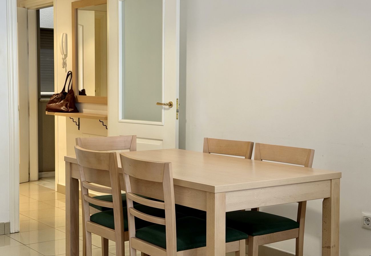 Apartment in L'Escala - MESTRAL 1-4